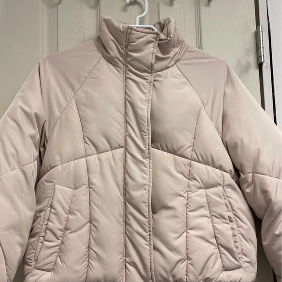 Topshop Bomber in Cream - Picture 4 of 4